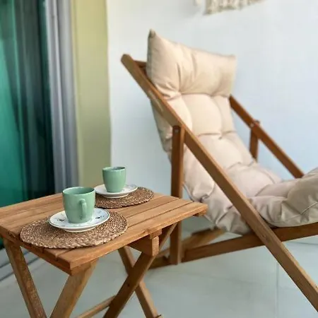 50m To The Sea, Fast Wi-fi, Panorama View Апартаменти