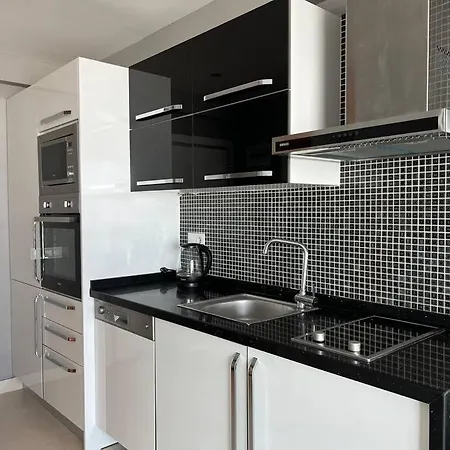 50m To The Sea, Fast Wi-fi, Panorama View Апартаменти *